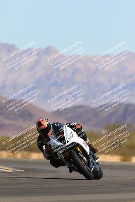 media/Mar-12-2022-SoCal Trackdays (Sat) [[152081554b]]/Turn 14 (10am)/